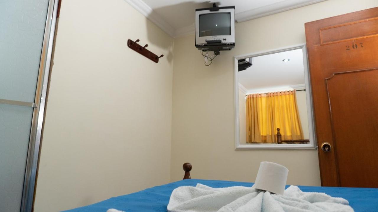 Hospedaje Wicirare โบโกตา ภายนอก รูปภาพ